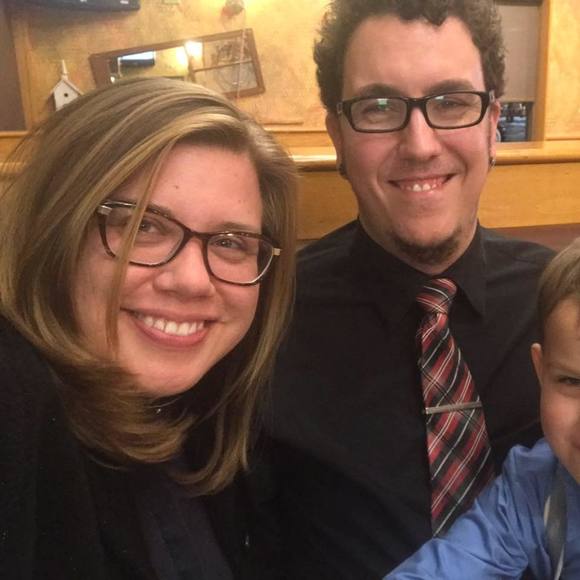 Meet your Posher, Sarah - Picture 1 of 1